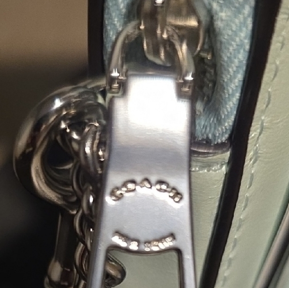 NWT Coach Quilted Wallet/Card Holder in Mint Green - Picture 5 of 6